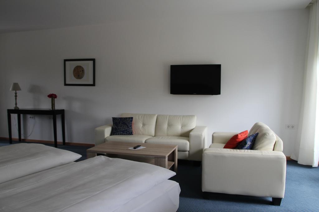 Hotel Lindenstrasse Neuenhagen bei Berlin Quarto foto